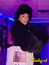 miss-venchy-bdsm-via-kinky-694ab6c1d617f0001318c74e