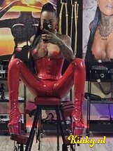 miss-venchy-bdsm-via-kinky-681fa5db88e8e70013020d07