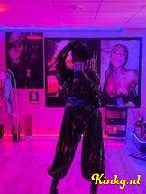 miss-venchy-bdsm-via-kinky-692afcf83b785a0013ca22cd