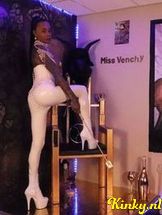 miss-venchy-bdsm-via-kinky-68ffcb1f2ae1c7001222deaf