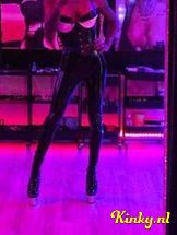 miss-venchy-bdsm-via-kinky-693190848e22030013c0cbc3