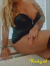 Misty - Charmante Blondine