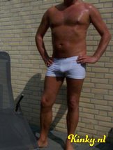 eddie-escort-via-kinky-5cf663e77aa5408a9b7ba547