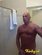 eddie-escort-via-kinky-5cf6a15b0071c46f74c297ae