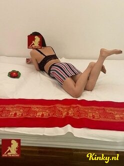 yaya-erotische-massage-via-kinky-68a46f7696f0c8001370cabc