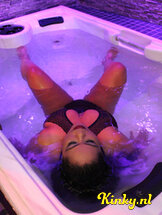 mona-prive-ontvangst-via-kinky-5f2d7967e5da0832cf8f3223