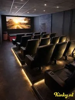 rosie-sex-cinema-in-rotterdam-6995e905f183b20012355d80