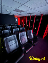 rosie-privé-cinema-privehuis-in-rotterdam-66cccd8492449c00139c455e