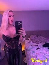 ts-crystel-prive-ontvangst-via-kinky-697737a511aba900140352b5