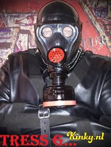 meesteres-g-bdsm-via-kinky-5cf6ad4a5538636ae6f47265