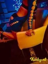 lisa-erotische-massage-via-kinky-6983280bbe88c300149aa1c3