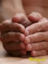 rolo-erotische-massage-via-kinky-5cf78fba2a0e9f49b2f3defc