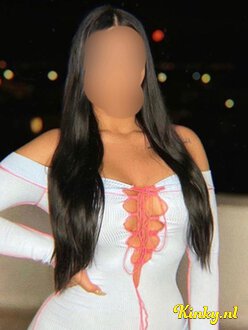 gizem-escort-via-kinky-60c3809a2c2aaab2c8959328