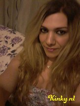 ts-kayla-prive-ontvangst-via-kinky-5cf694794b4b8383f1f438c0
