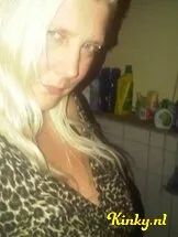 chanel-erotische-massage-via-kinky-67c596349a98fb00145d4d8f