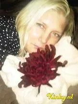 chanel-erotische-massage-via-kinky-64242fc226f46900123a2185