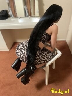 alice-escort-via-kinky-652dad3200e12d00199d49cf