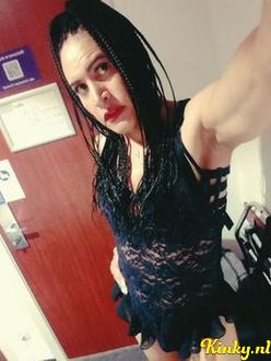 tifanny-prive-ontvangst-via-kinky-68faed072ae1c7001222d6b4