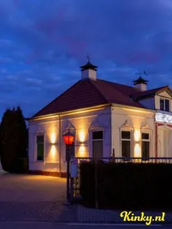 club-nightlife-club-in-nieuw-beerta-5e1894ea6c21f803a95d3520