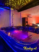 club-nightlife-club-in-nieuw-beerta-5e1895852a26a62a2fc5dd70