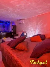 club-nightlife-club-in-nieuw-beerta-5e18a606dcee0fb71708c8e4