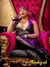 elektra-bdsm-via-kinky-6824bf993cd0cf00131c7304