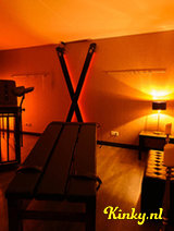 SM Studio Almere - Mooie Domina's in Luxe SM kamers met vergunning