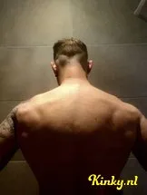 blanco-escort-via-kinky-5cf6da8f819a339965e44acd