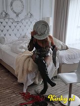 demona-prive-ontvangst-via-kinky-617ad57d80a88d8f3d0a7355