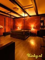 SM Studio Nederland - Luxe SM kamers met vergunning, de ideale locatie!