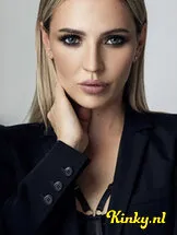 mrs-gina-doll-bdsm-via-kinky-6532787987d6e0001ac6c349