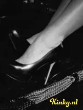 meesteres-cheyenne-bdsm-via-kinky-5cf67dcec1d584675a74e6e1