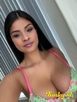 paulina - sexy and horny Latina