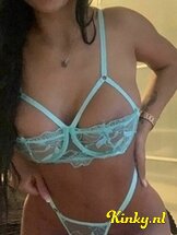 laura-erotische-massage-via-kinky-68ac63017266d20013b95c1c