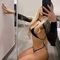 ahasley-erotische-massage-via-kinky-68adbb211e6b270013808761