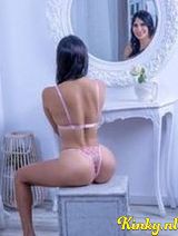 Pam - Thaise slet zuigt jou leeg!