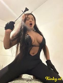 roxanna-prive-ontvangst-via-kinky-695ce08e3474f4001289b690