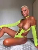 Valentina TS - Hot Brazilian!