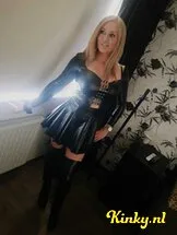 naomie-ts-prive-ontvangst-via-kinky-5eefd4c5e6a200f4913779f8