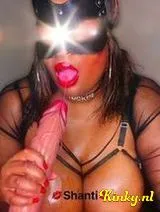 Shanti - Geile BBW Ebony met grote tieten J Cup