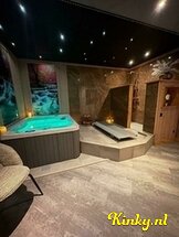 salon261-kamerverhuur-massagesalon-in-alphen-aan-den-rijn-685abd6d43e4b90013870a24