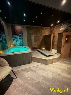 salon261-kamerverhuur-massagesalon-in-alphen-aan-den-rijn-685abd6d43e4b90013870a24