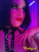 nikki-prive-ontvangst-via-kinky-60c8f71c8fe7206a245a2074