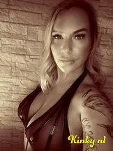 kira-knight-prive-ontvangst-via-kinky-64c5255060e9d100136933d2