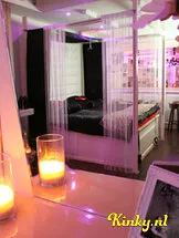 nikki-prive-ontvangst-via-kinky-60c8f9752c2aaa443995991a