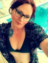 Moira Mona - Spelen met Macht, Sensaties en Verlangen.