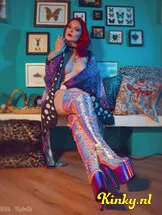 moira-mona-bdsm-via-kinky-6167d44c424218bbc99dca6e