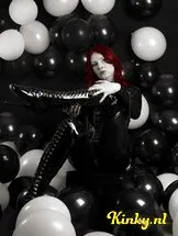 moira-mona-bdsm-via-kinky-5ffc8ff12c2aaa30d3947aca