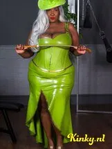 madame-caramel-bdsm-via-kinky-612d29cd0904af4dc775302a