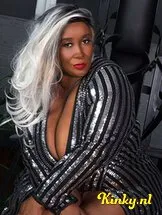 madame-caramel-bdsm-via-kinky-6152d0071da365c7332ece2c